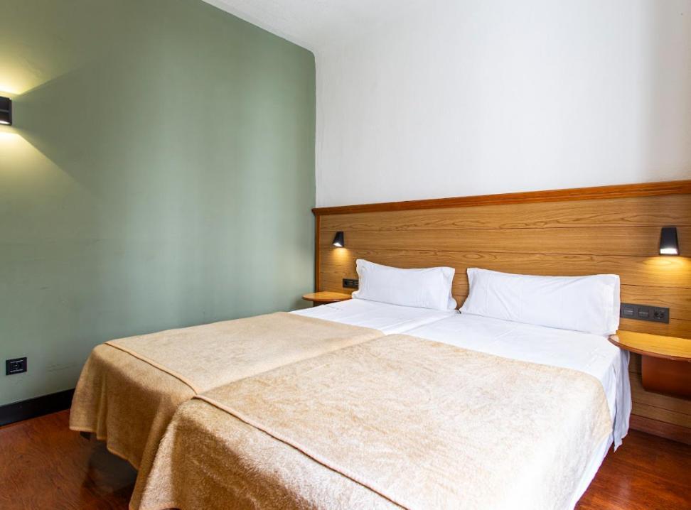 Negresco Gran Via Hotel Madrid Ngoại thất bức ảnh