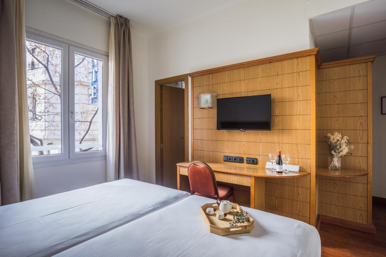 Negresco Gran Via Hotel Madrid Ngoại thất bức ảnh