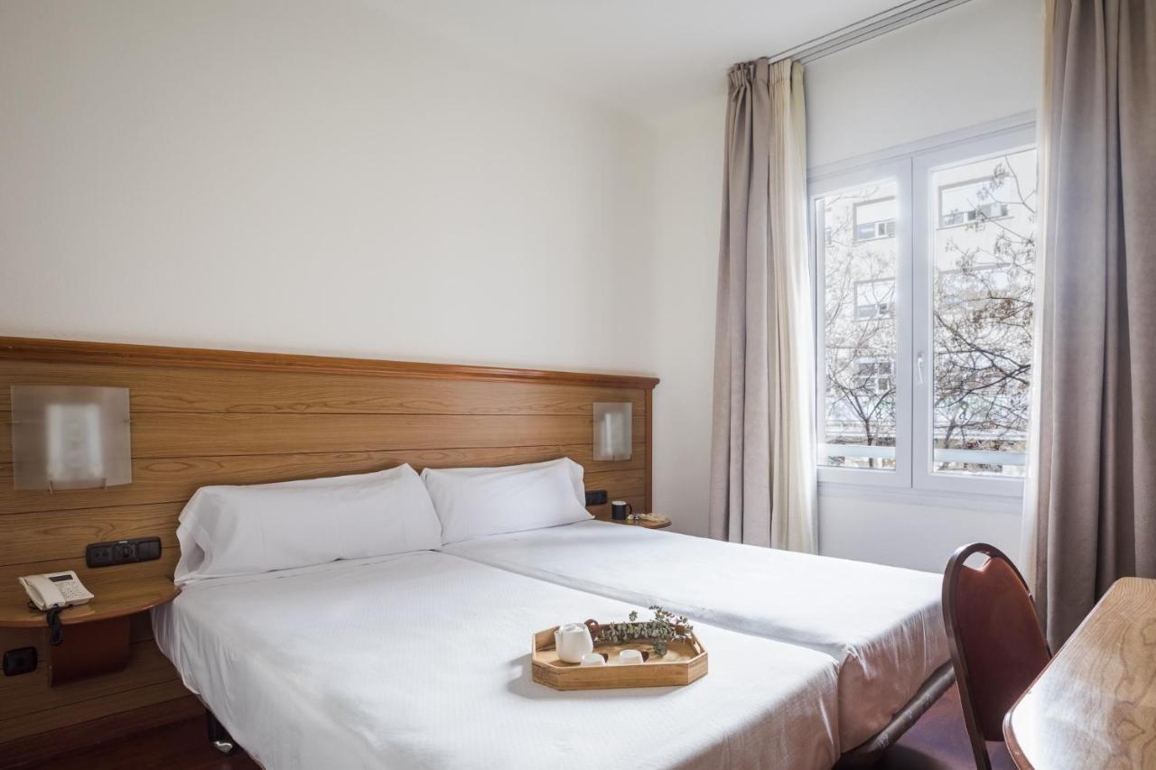 Negresco Gran Via Hotel Madrid Ngoại thất bức ảnh